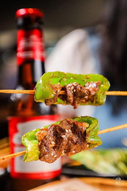 炭炉淄博烧烤吃瓜